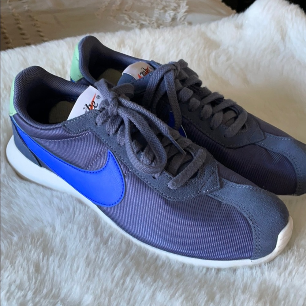 Nike casual sneakers